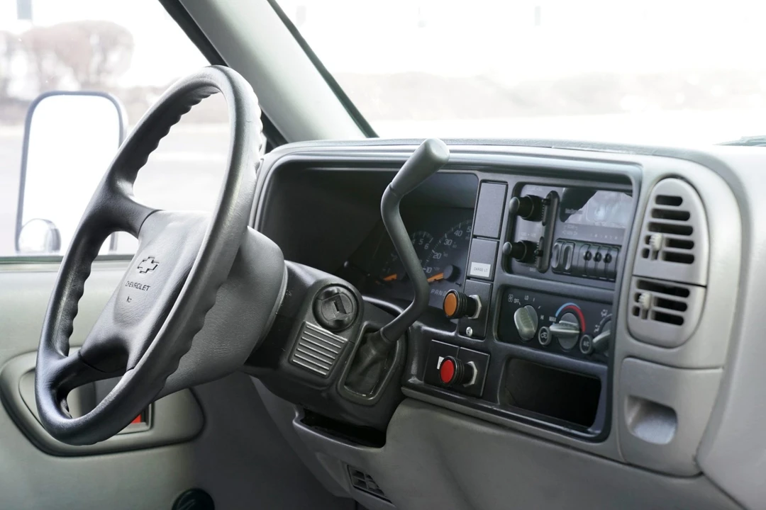 1998 Chevrolet C/K 4th Gen - Image 6 of 8