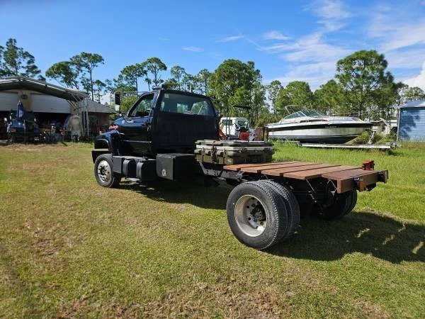 1998 Chevrolet Kodiak - Image 11 of 12