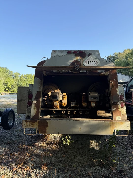1998 Chevrolet Kodiak - Image 21 of 21