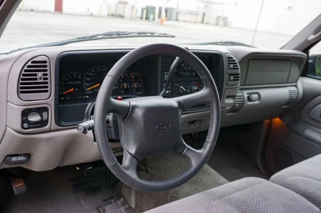 1998 Chevrolet C/K 4th Gen - Image 10 of 12