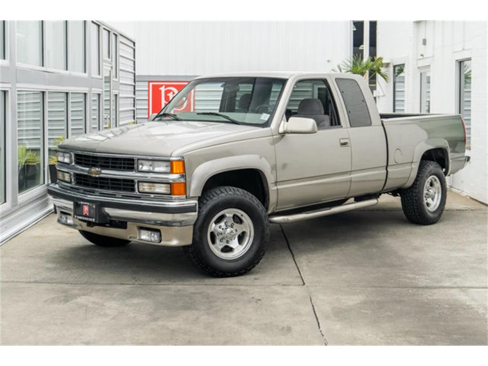 1998 Chevrolet C/K 4th Gen - Image 2 of 12
