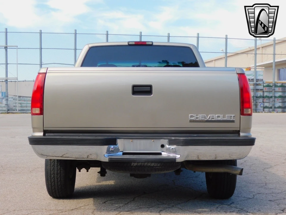 1998 Chevrolet C/K 4th Gen - Image 5 of 12