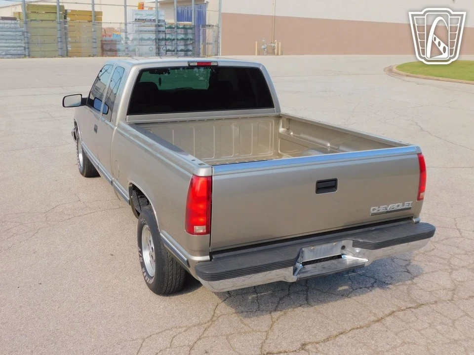 1998 Chevrolet C/K 4th Gen - Image 18 of 21