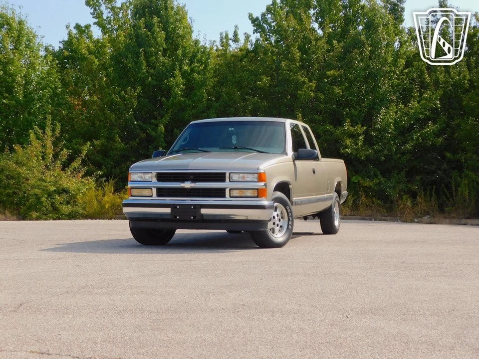 1998 Chevrolet C/K 4th Gen - Image 3 of 21