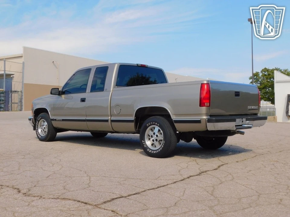 1998 Chevrolet C/K 4th Gen - Image 16 of 21