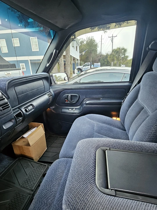 1998 Chevrolet C/K 4th Gen - Image 6 of 15