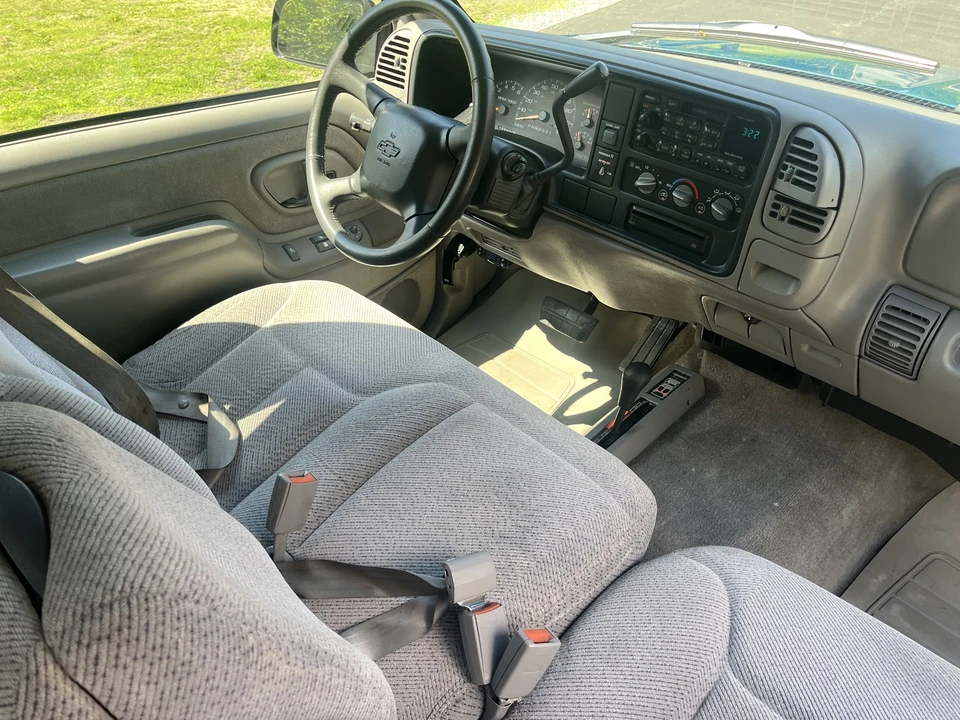 1998 Chevrolet C/K 4th Gen - Image 24 of 30
