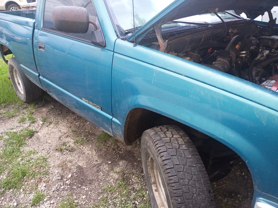 1998 Chevrolet C/K 4th Gen - Image 4 of 7
