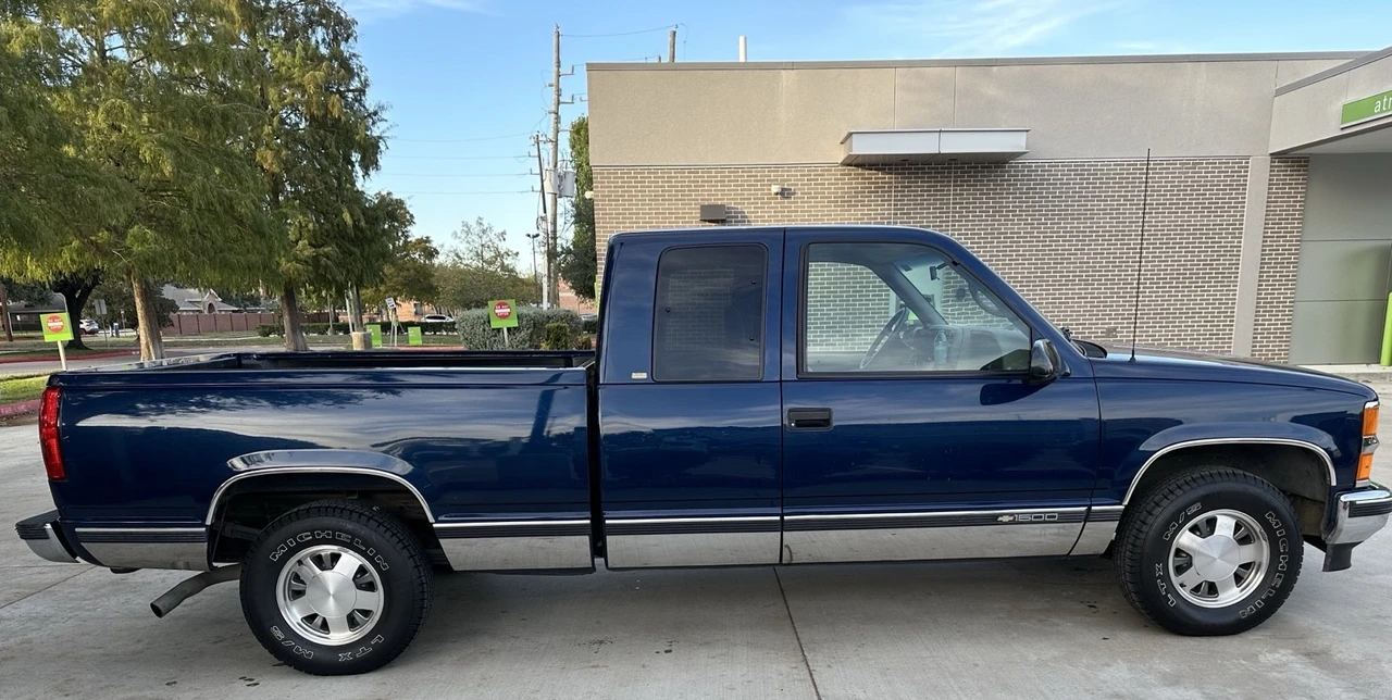 1998 Chevrolet C/K 4th Gen - Image 4 of 21
