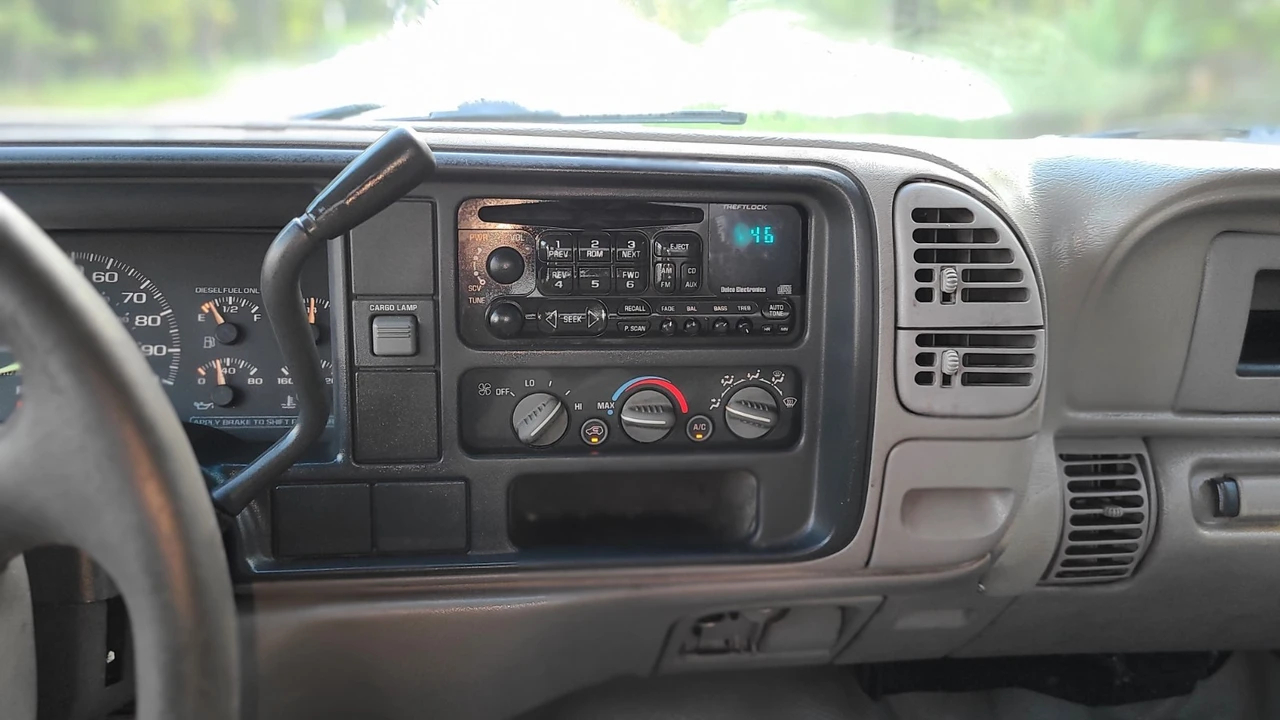 1998 Chevrolet C/K 4th Gen - Image 8 of 21