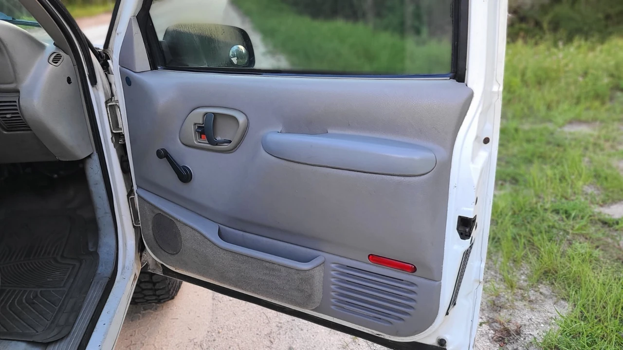 1998 Chevrolet C/K 4th Gen - Image 12 of 21