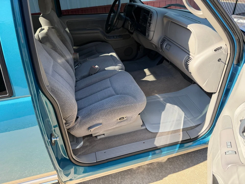 1998 Chevrolet C/K 4th Gen - Image 14 of 31