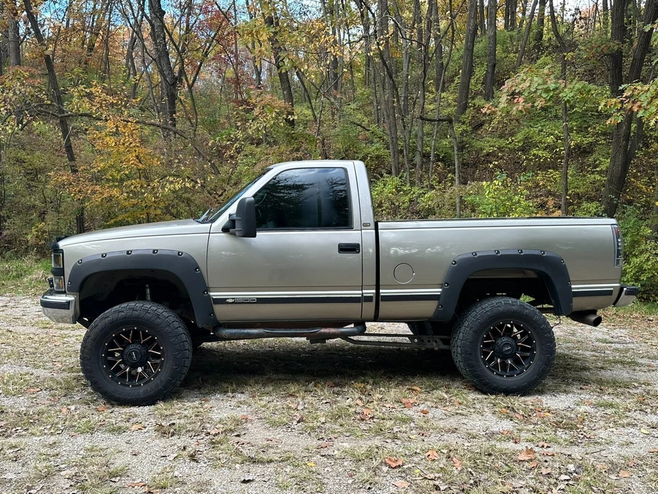 1998 Chevrolet C/K 4th Gen - Image 4 of 16