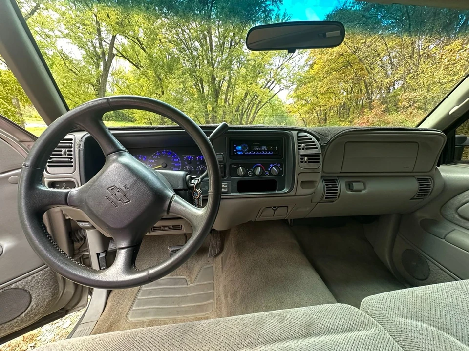1998 Chevrolet C/K 4th Gen - Image 6 of 16