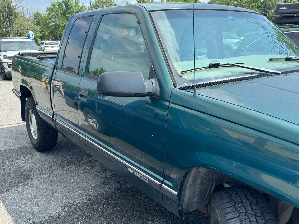 1998 Chevrolet C/K 4th Gen - Image 6 of 26