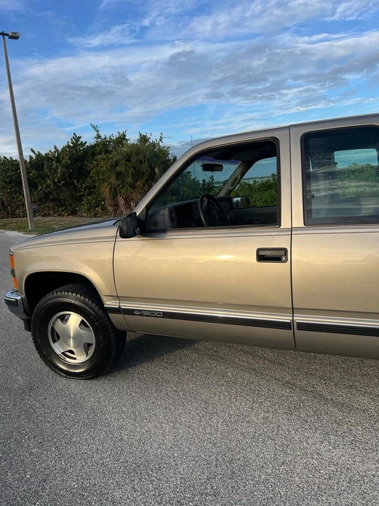1998 Chevrolet C/K 4th Gen - Image 17 of 21