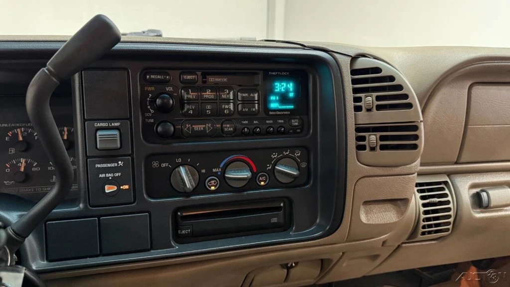 1998 Chevrolet C/K 4th Gen - Image 14 of 21
