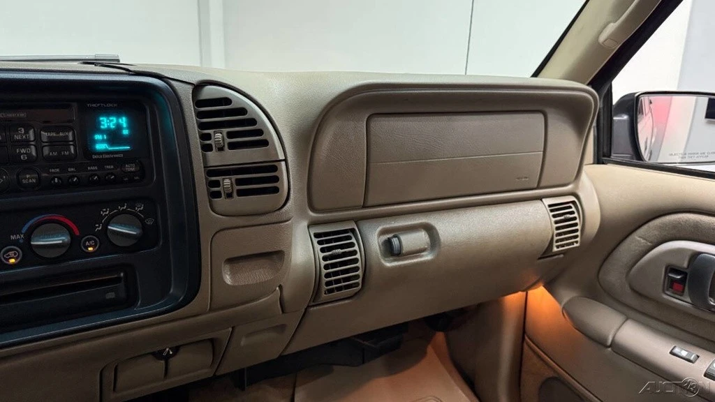 1998 Chevrolet C/K 4th Gen - Image 15 of 21