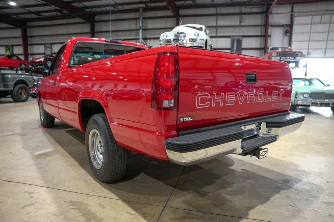 1998 Chevrolet C/K 4th Gen - Image 6 of 12