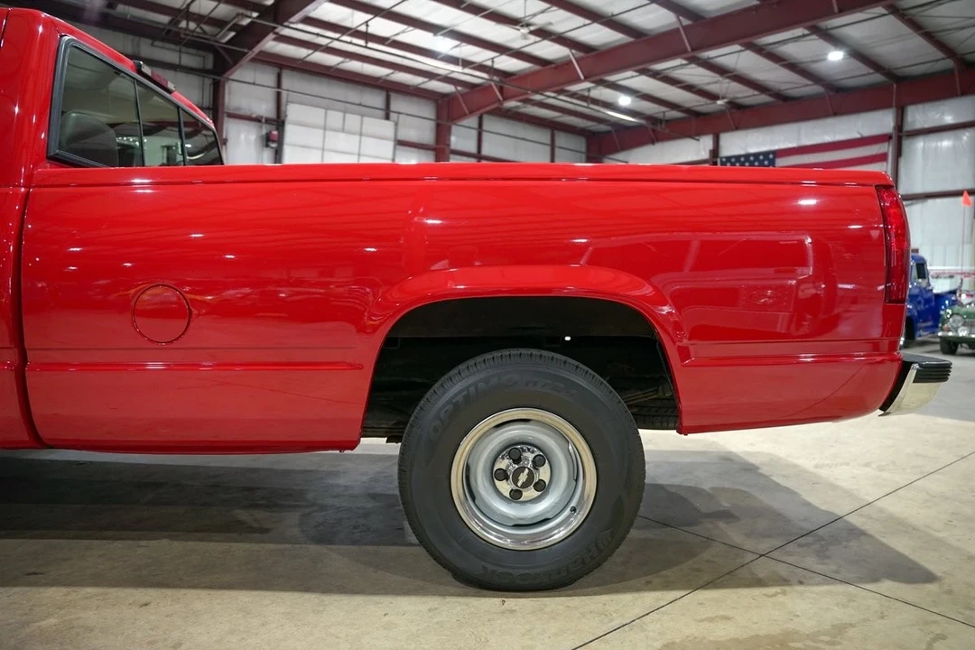 1998 Chevrolet C/K 4th Gen - Image 5 of 12