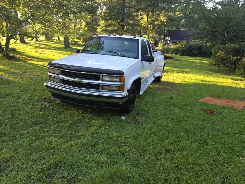 1998 Chevrolet C/K 4th Gen - Image 2 of 12