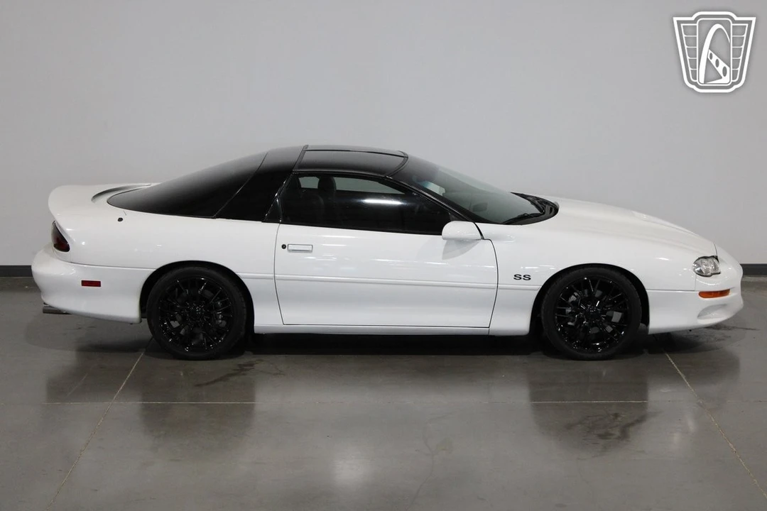 1998 Chevrolet Camaro 4th Gen - Image 9 of 12