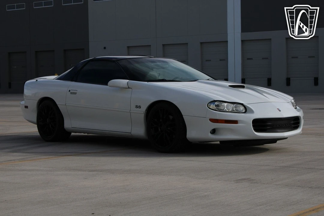 1998 Chevrolet Camaro 4th Gen - Image 6 of 12
