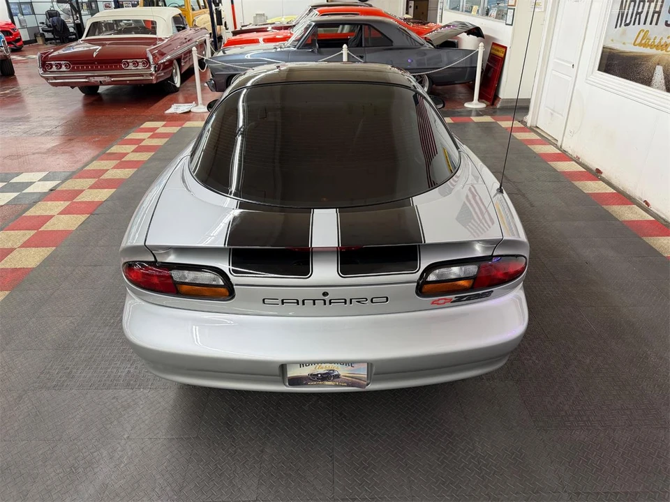 1998 Chevrolet Camaro 4th Gen - Image 8 of 31