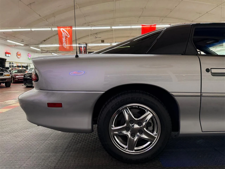 1998 Chevrolet Camaro 4th Gen - Image 18 of 31
