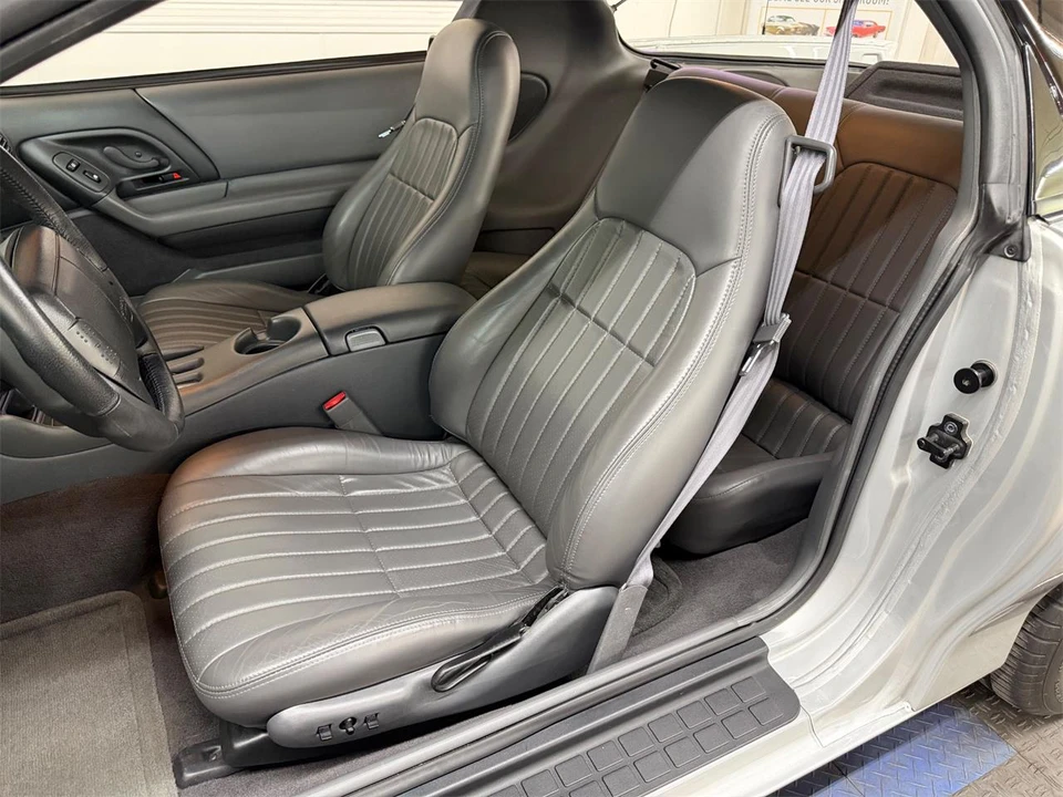 1998 Chevrolet Camaro 4th Gen - Image 21 of 31