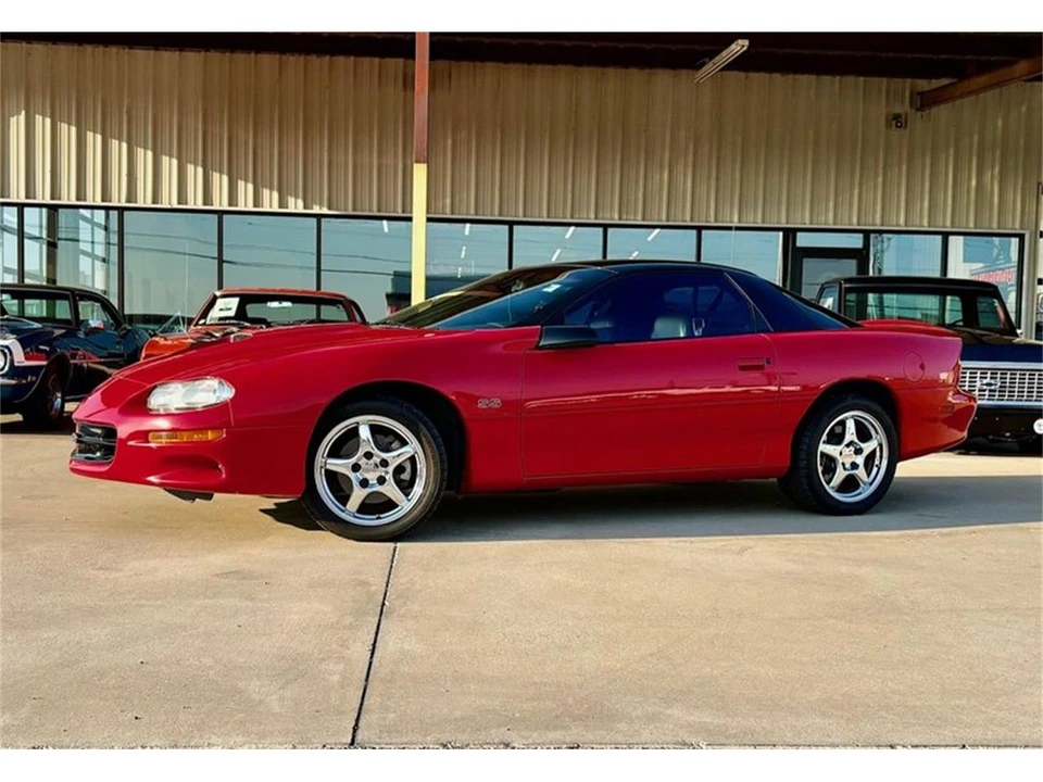 1998 Chevrolet Camaro 4th Gen - Image 2 of 31