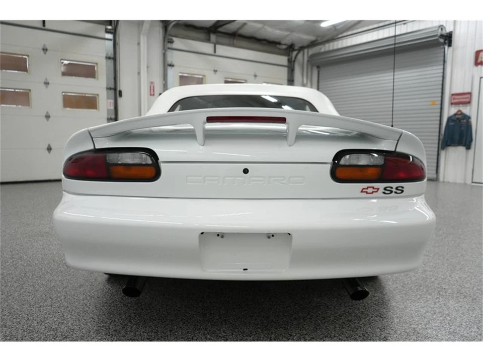 1998 Chevrolet Camaro 4th Gen - Image 12 of 31