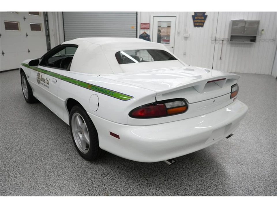1998 Chevrolet Camaro 4th Gen - Image 7 of 31