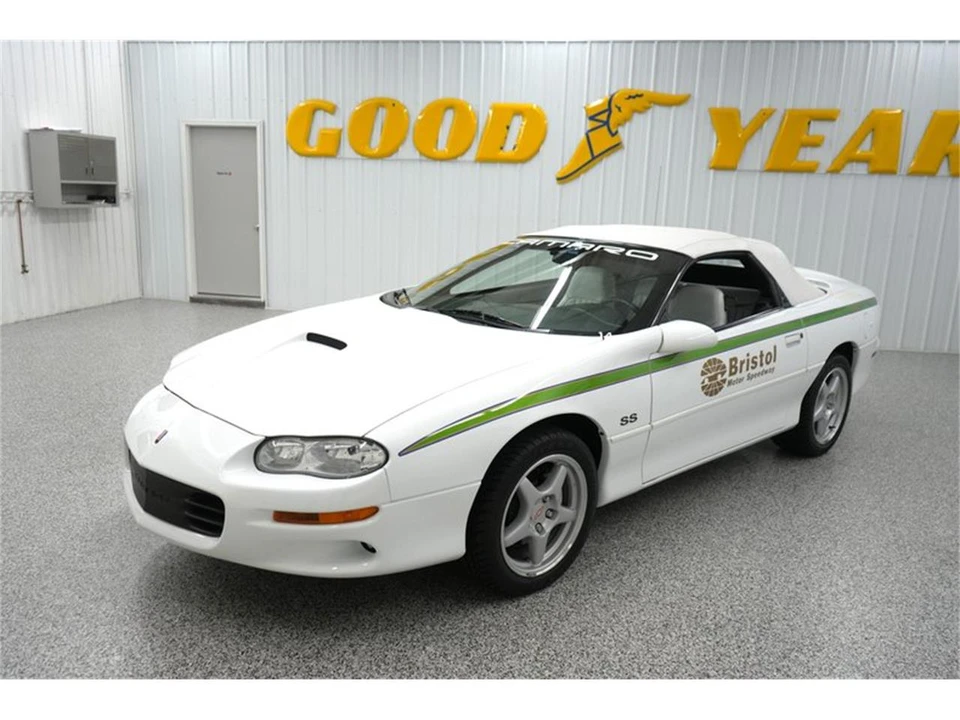 1998 Chevrolet Camaro 4th Gen - Image 3 of 31
