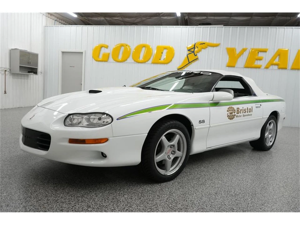 1998 Chevrolet Camaro 4th Gen - Image 4 of 31