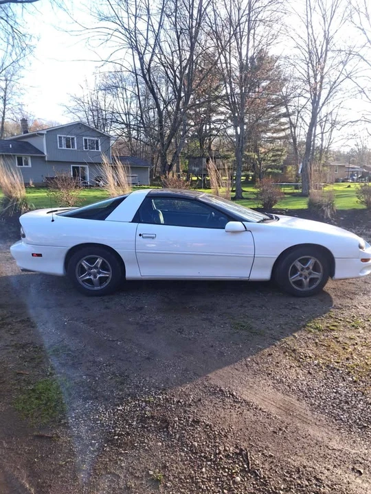 1998 Chevrolet Camaro 4th Gen - Image 3 of 9