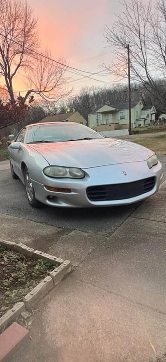 1998 Chevrolet Camaro 4th Gen - Image 2 of 4