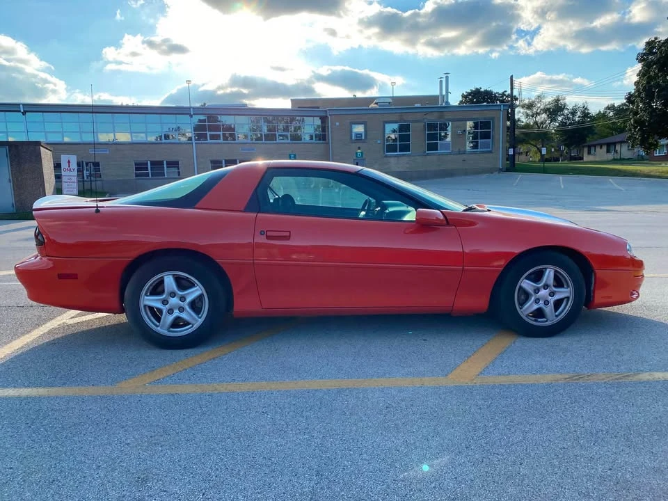 1998 Chevrolet Camaro 4th Gen - Image 6 of 12