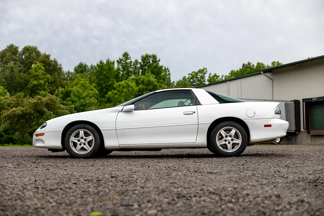 1998 Chevrolet Camaro 4th Gen - Image 12 of 31