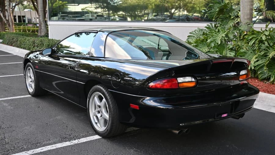 1998 Chevrolet Camaro SS 4th Gen - Image 5 of 23