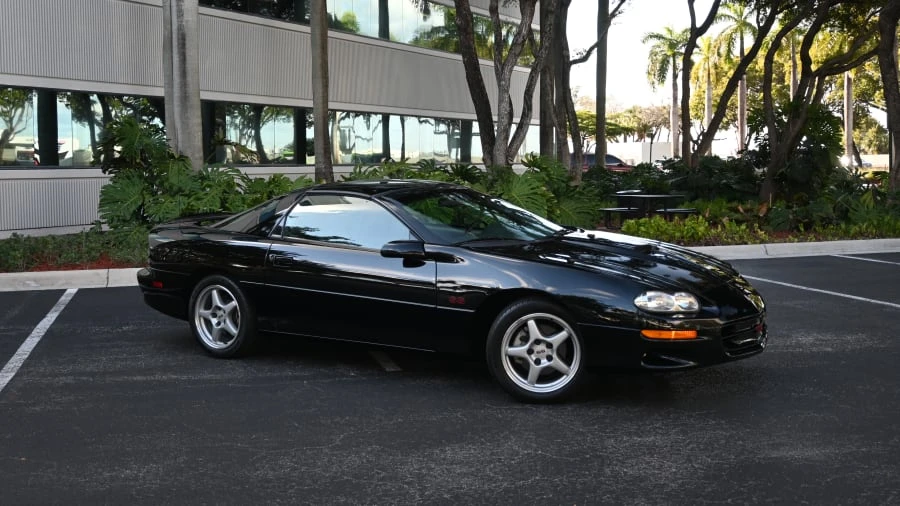 1998 Chevrolet Camaro SS 4th Gen - Image 4 of 23