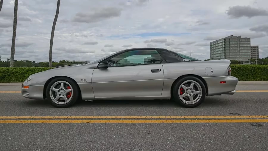 1998 Chevrolet Camaro SS 4th Gen - Image 2 of 31