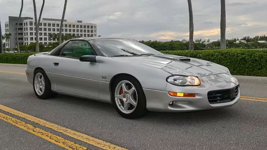 1998 Chevrolet Camaro SS 4th Gen - Image 6 of 31