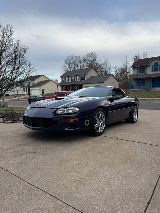 1998 Chevrolet Camaro SS 4th Gen - Image 2 of 9
