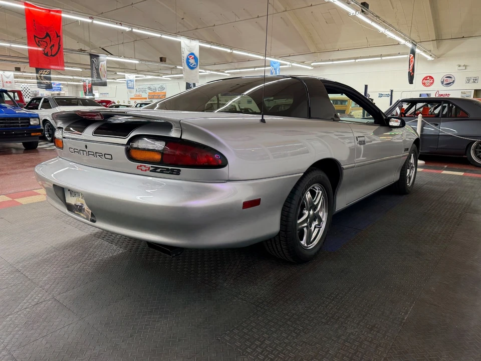 1998 Chevrolet Camaro Z28 4th Gen - Image 12 of 31