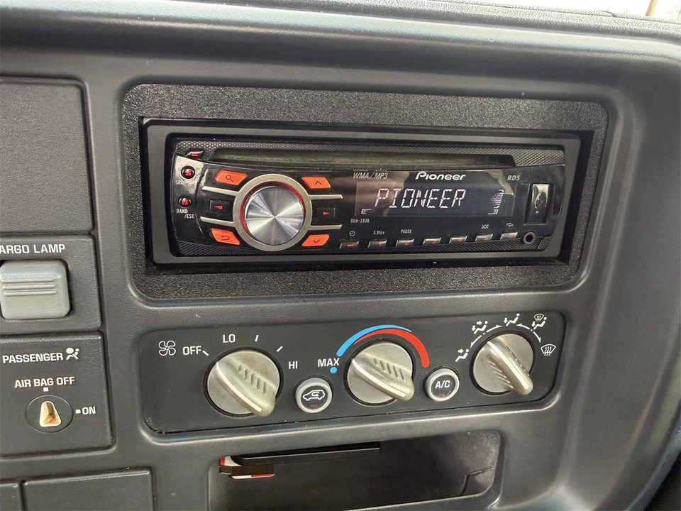 1998 Chevrolet C/K 4th Gen - Image 24 of 31