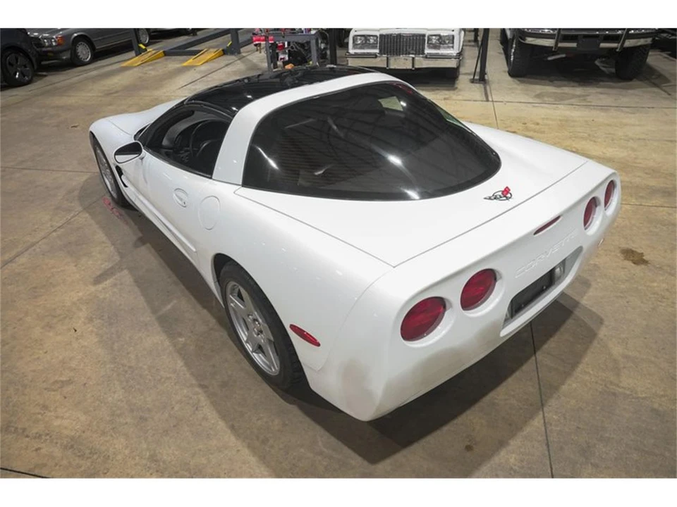 1998 Chevrolet Corvette C5 - Image 16 of 31