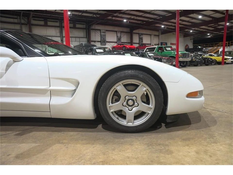 1998 Chevrolet Corvette C5 - Image 11 of 31