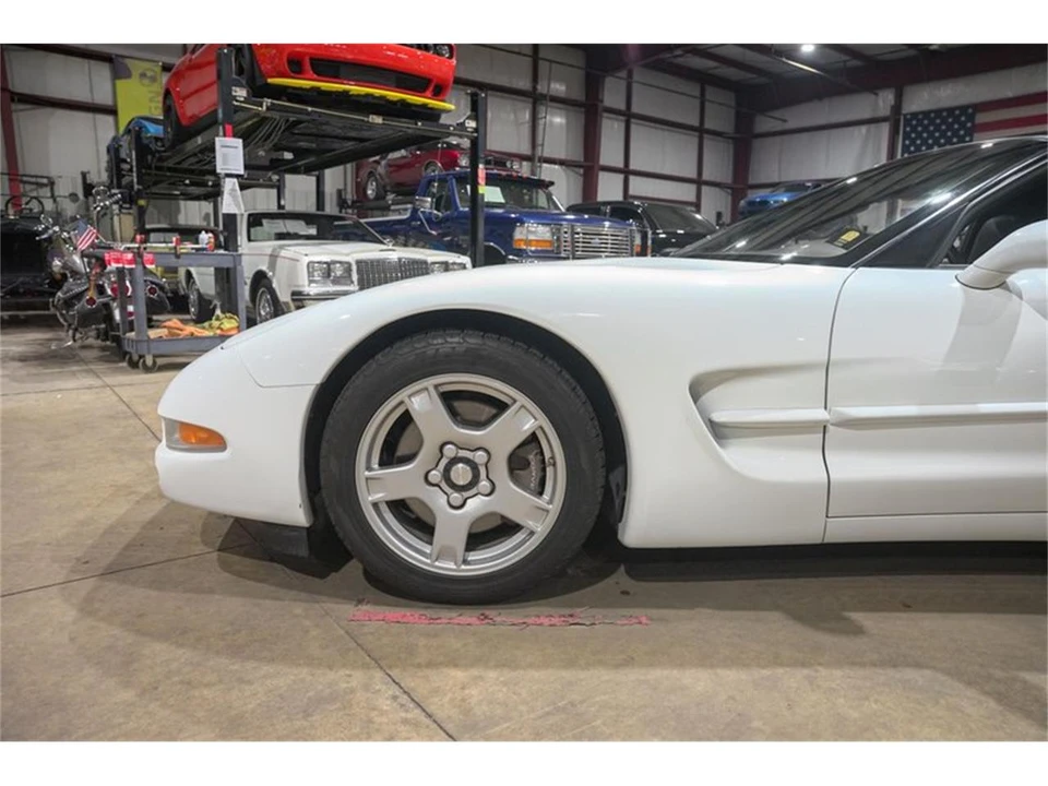 1998 Chevrolet Corvette C5 - Image 3 of 31