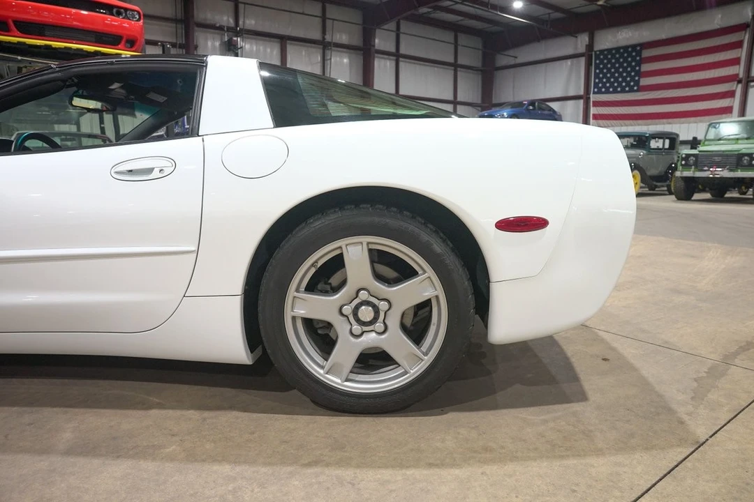 1998 Chevrolet Corvette C5 - Image 5 of 31